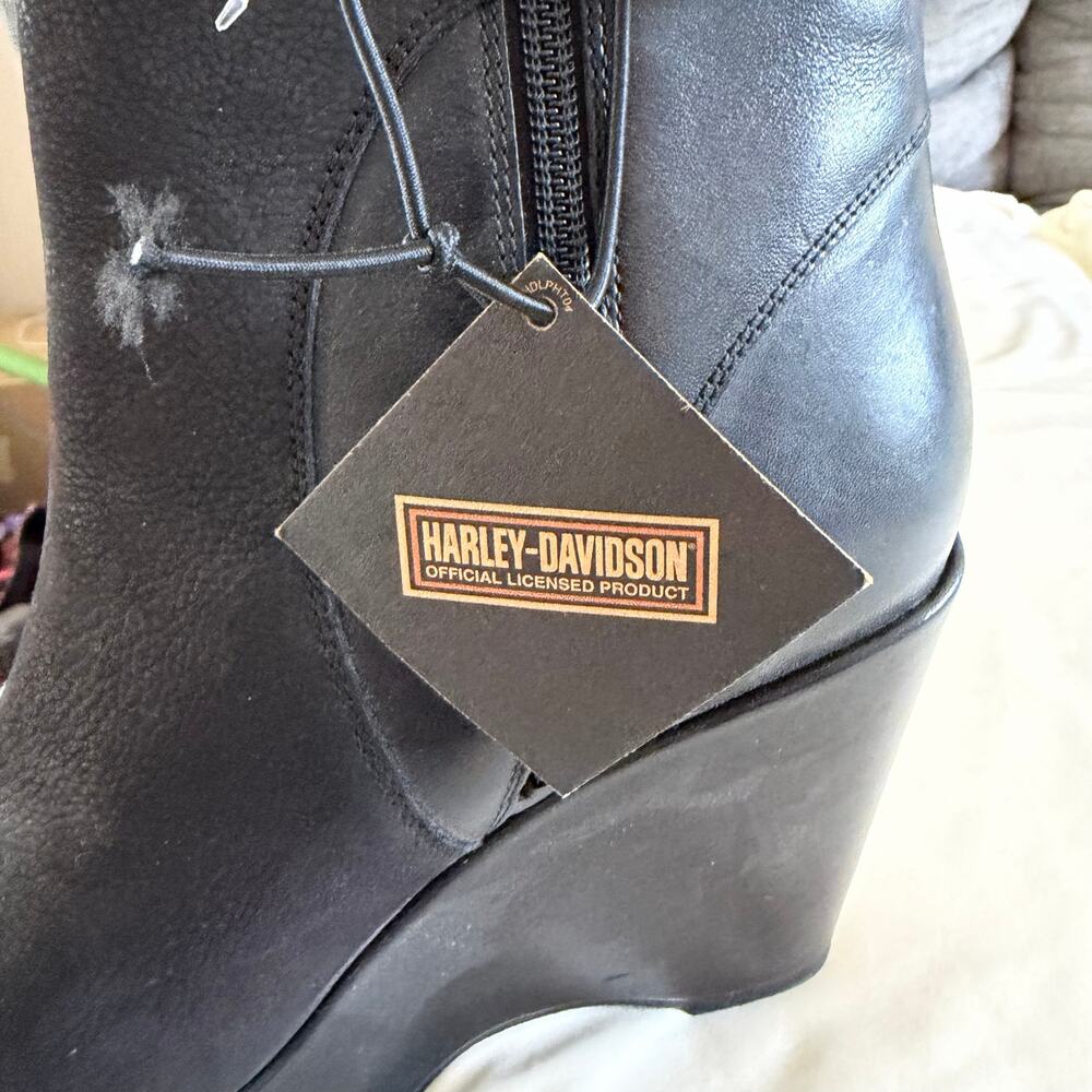 NWT Harley Davidson Black Leather Wedge Booties 4.5 In Wmns Sz 10 Biker Grunge - Picture 4 of 6